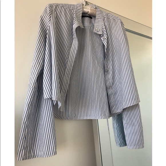 DEREK LAM STRIPE BUTTOM DOWN SHIRT. USA 2 - Picture 3 of 4